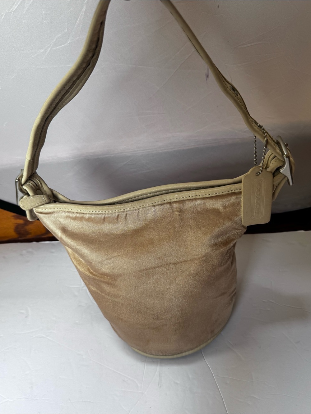 COACH Vintage ‘90s Citrine Satin Leather Hobo Shoulder Bucket Bag L7X6100 Silver - Picture 2 of 16